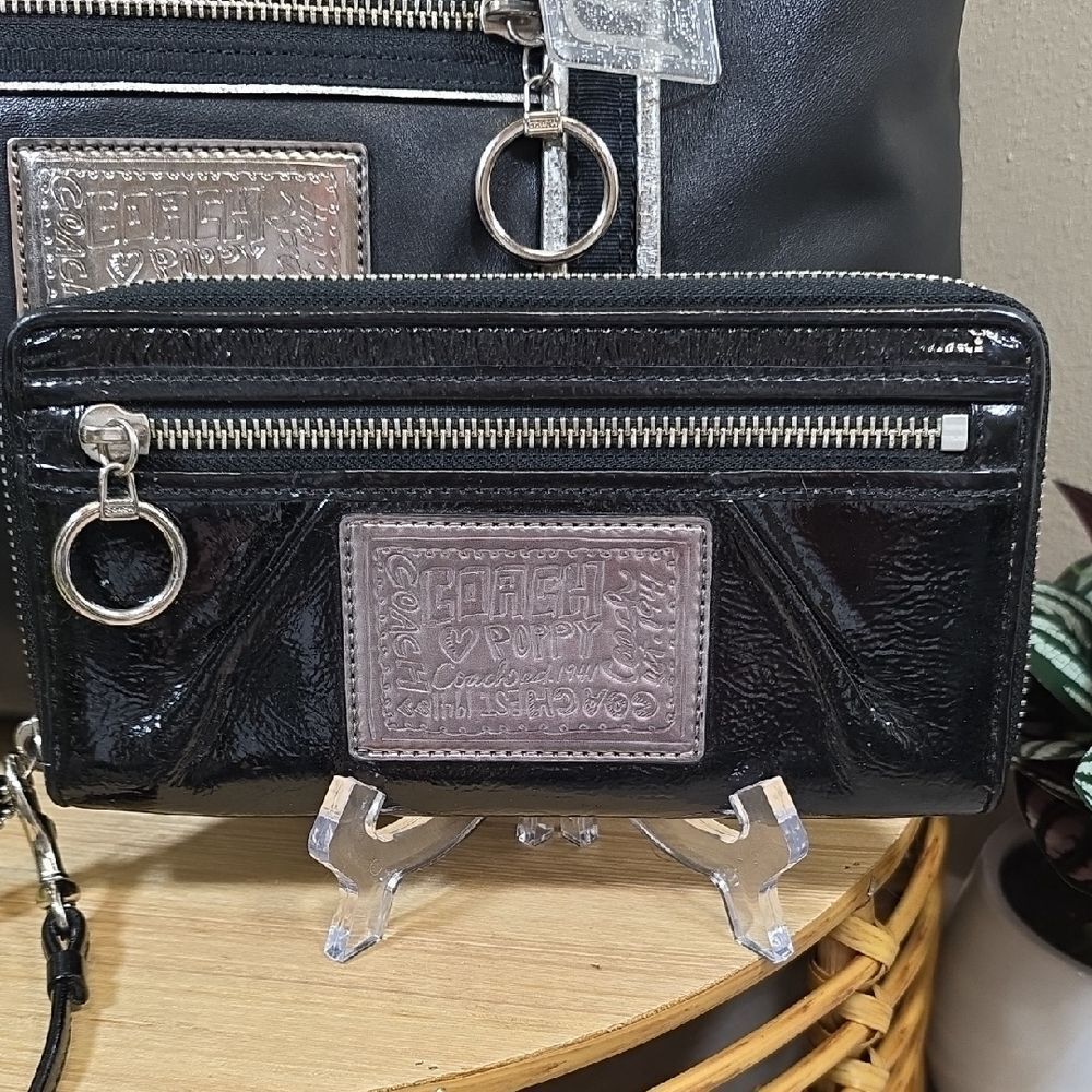 Coach Poppy Glam Bag and Wallet Set - Picture 2 of 16